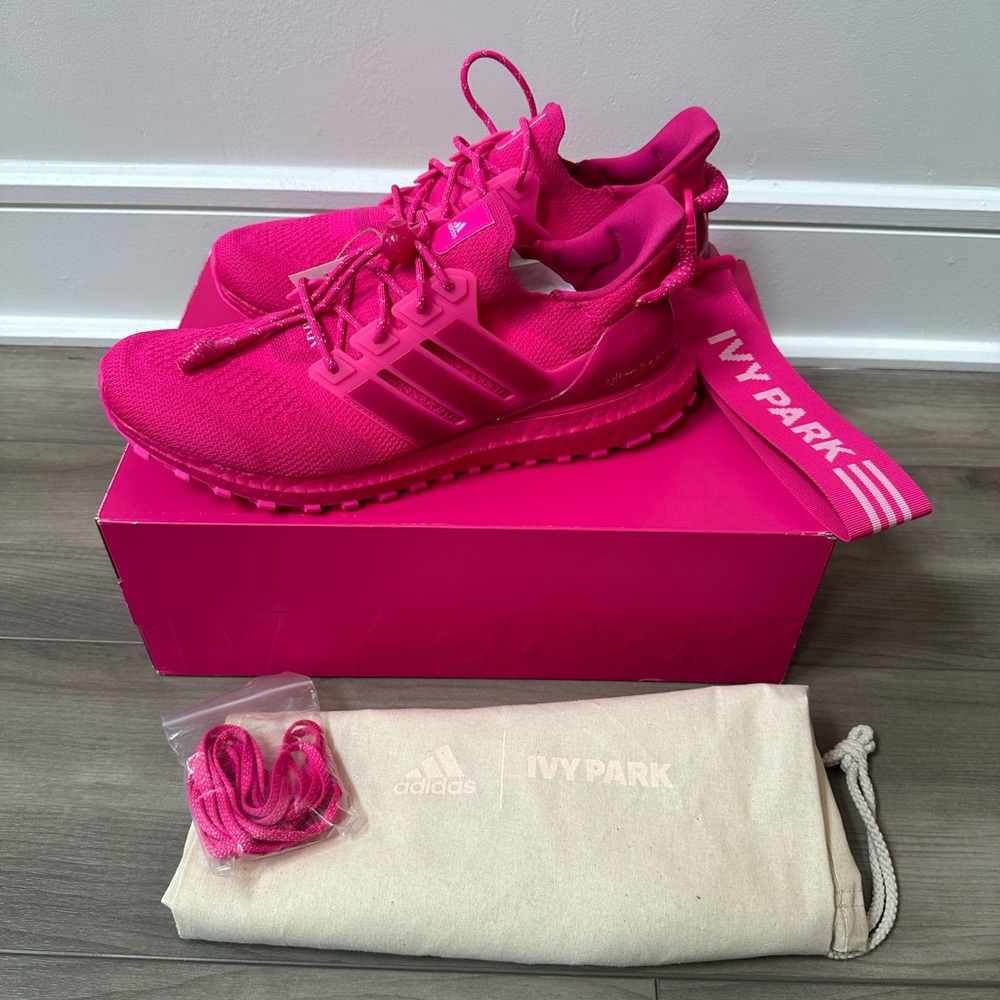 IVY PARK X ADIDAS   ULTRA BOOST (NWT)